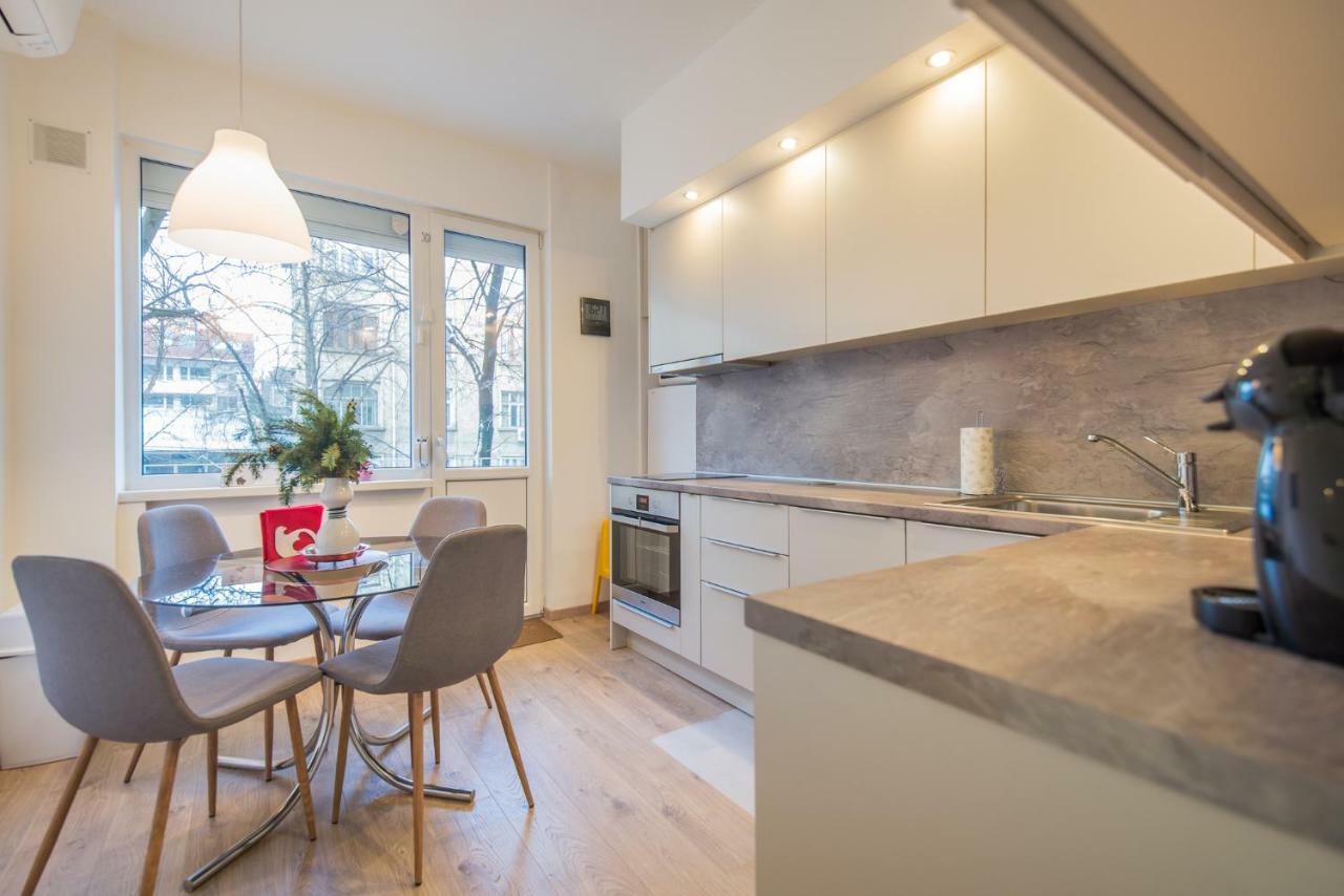 Chic And Spacious Apartment In Central Sofia - Patriarh Evtimiy By Flat Mаnager Экстерьер фото